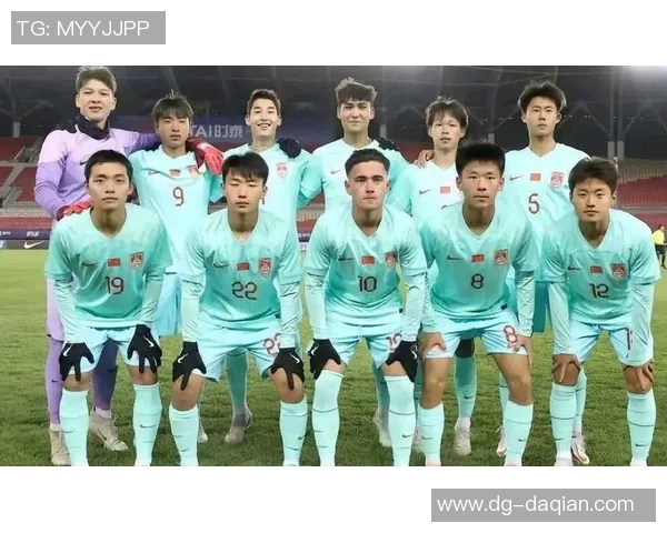 中国足球明星:他们如何在国际赛场上打破纪录与迎接挑战 中国足球明星:他们如何在国际赛场上打破纪录与迎接挑战